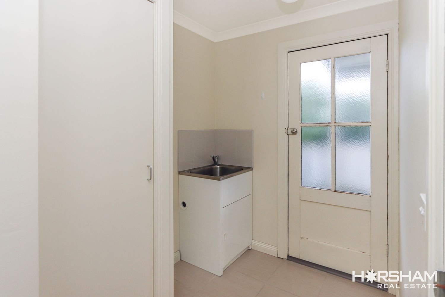 1 Don Street, Horsham