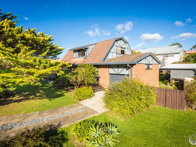 34 Lakeside Drive, Kianga