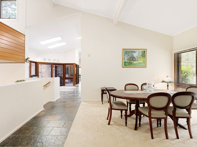 11 Forest Knoll, Castle Hill