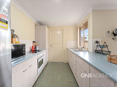 77 Huxley Drive, Horsley