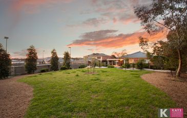 15 Roselea Place, Narre Warren North