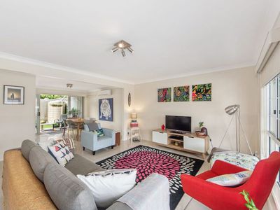 2 / 28 Green Street, Booval