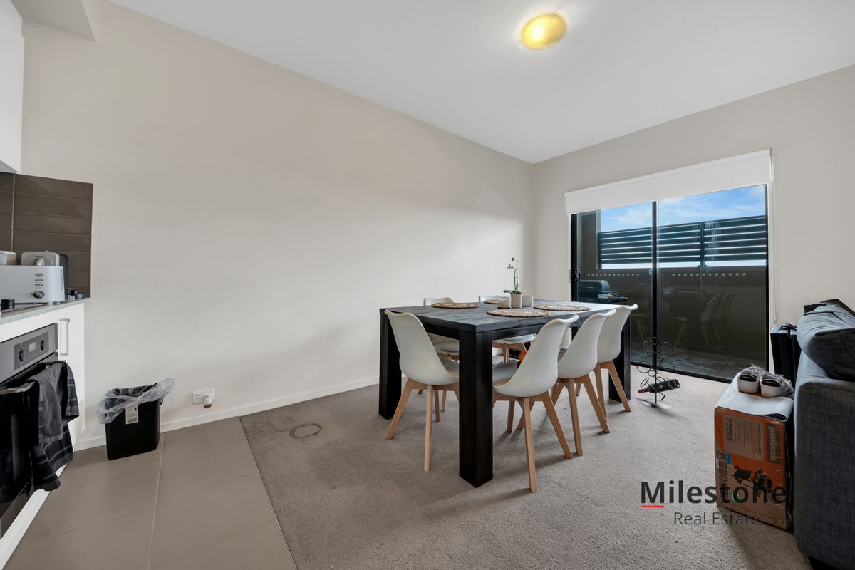15/3 Close Avenue, Dandenong