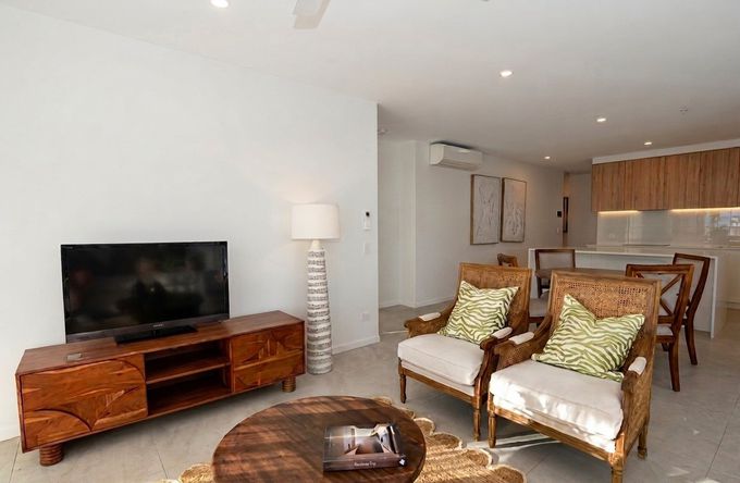 212 / 11 Waterside Retreat, Birtinya