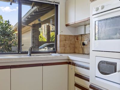 2 / 26 Earlston Way, Booragoon