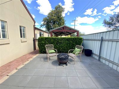 14 Bathurst Street, Forbes