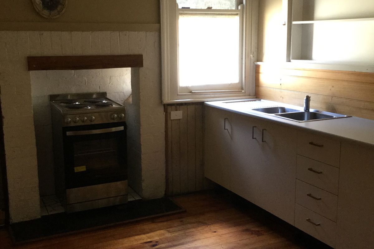 16 Ryrie Street, Stanhope