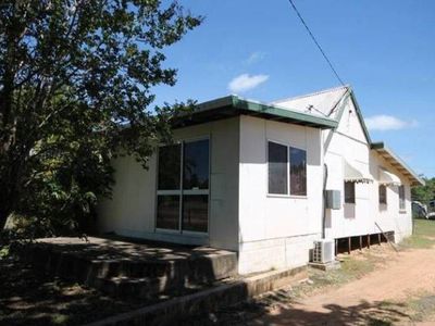 4 OXFORD STREET, Charters Towers City