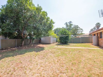 9 Bass Place, Dubbo