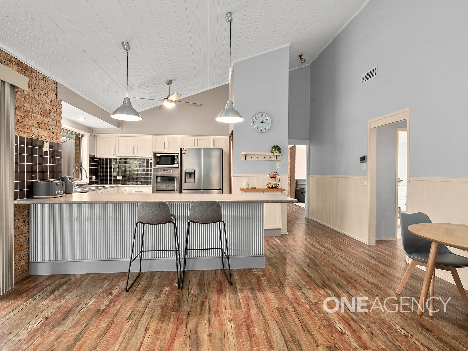 6 Arnheim Place, North Nowra