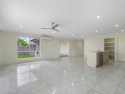 9 Pinehill Street, Yarrabilba