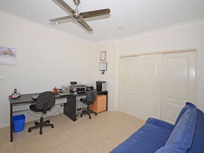 7 LAKES BOULEVARD, Burrum Heads