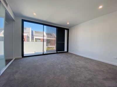 12 / 231-235 Queen Street, Concord West