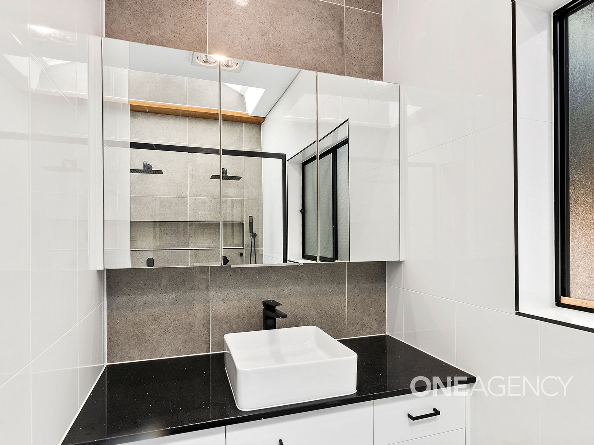 12 Kotari Parade, Lake Illawarra