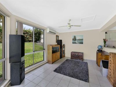 39 Georgia Dr, Hamlyn Terrace