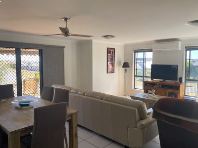 1 / 44 Banksia Drive, Kingaroy