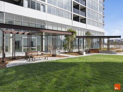 502 / 104 Easty Street, Phillip