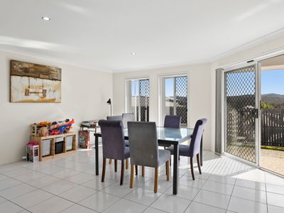 9 Nightshade Crescent, Pimpama