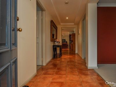 24 Pinehurst Avenue, Dubbo