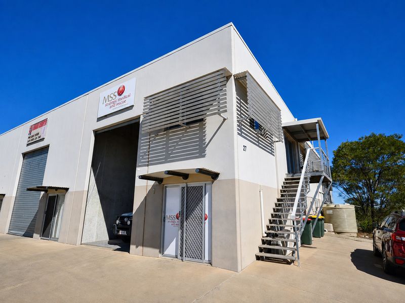 1 / 27-29 O'Neil Street, Moranbah