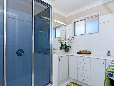 2 Creston Street, Raceview
