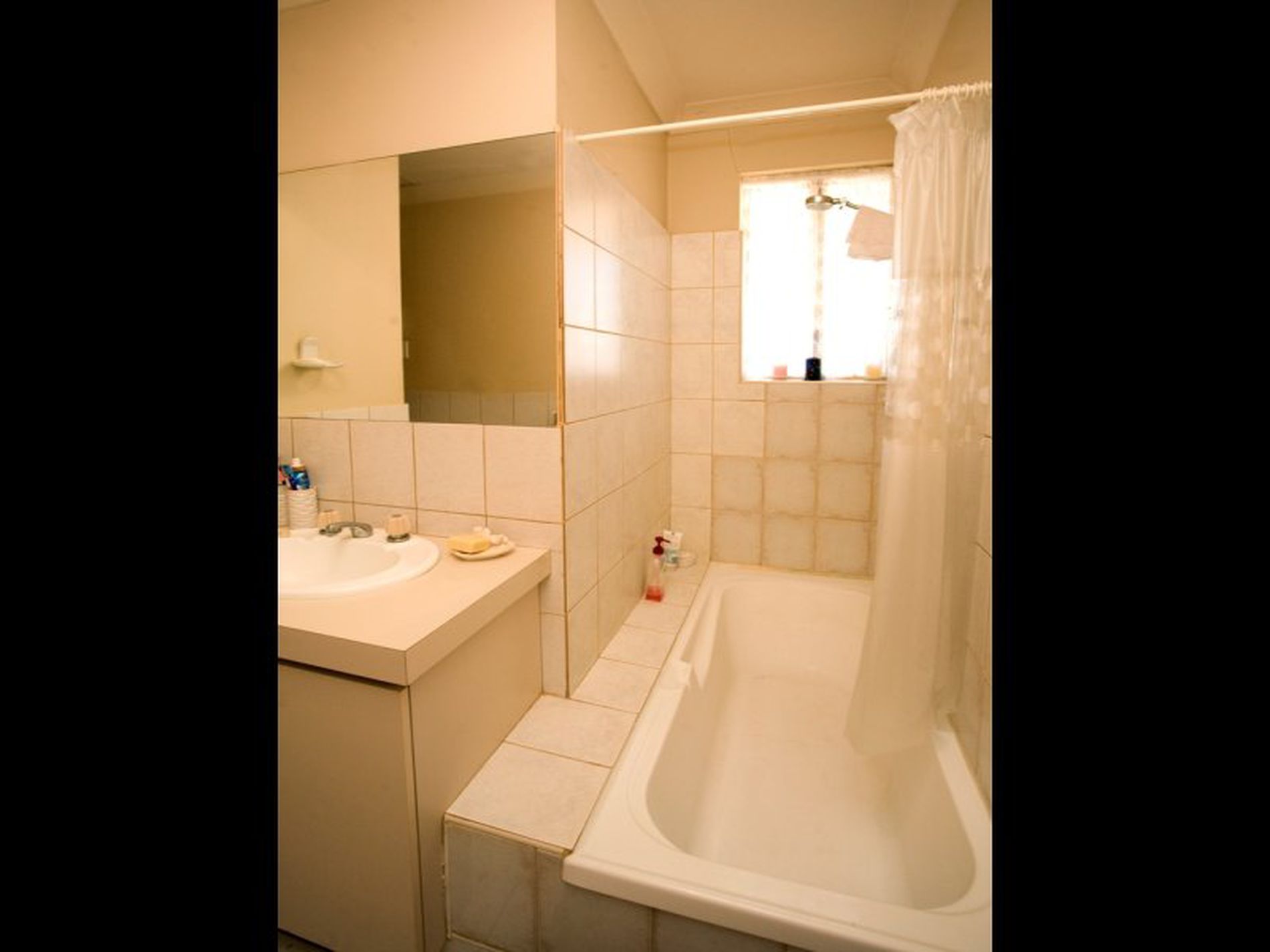 2B Boxhall Retreat, Boulder