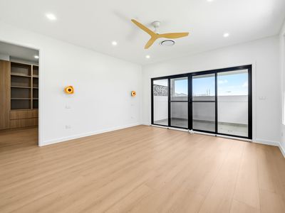 354 Commercial Road, Vineyard