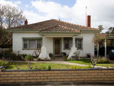 17 The Avenue, Seymour