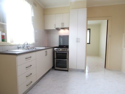 36 Alward Avenue, Clayton South