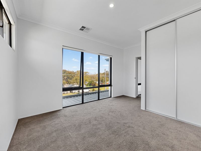 A&B / 35 Badrick St, Warwick