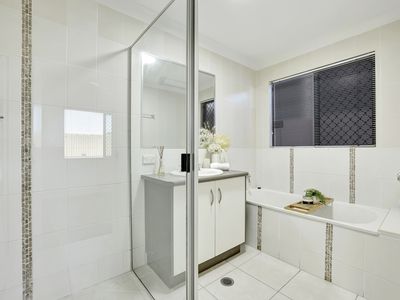 203 Esplanade, Cairns North