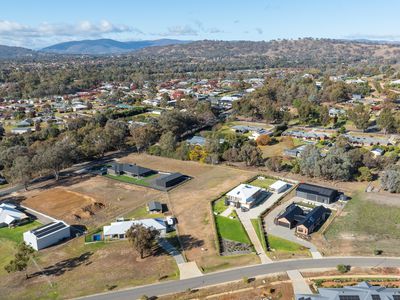 6 EAGLETON PLACE, Wodonga