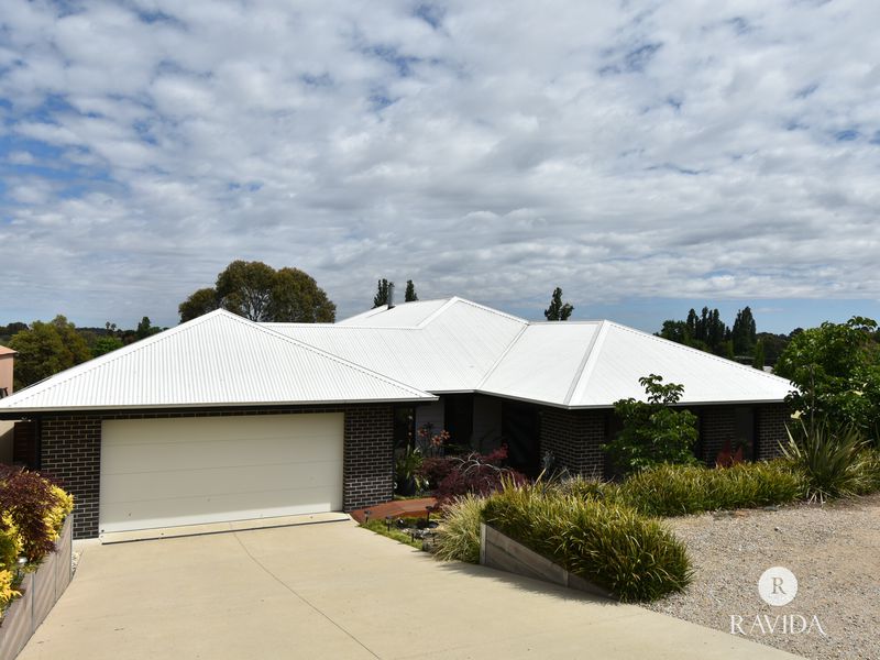 18 KERFERD ROAD, Beechworth