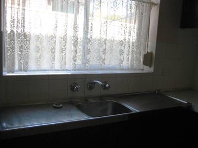 2 / 2 Denison Avenue, Barrack Heights