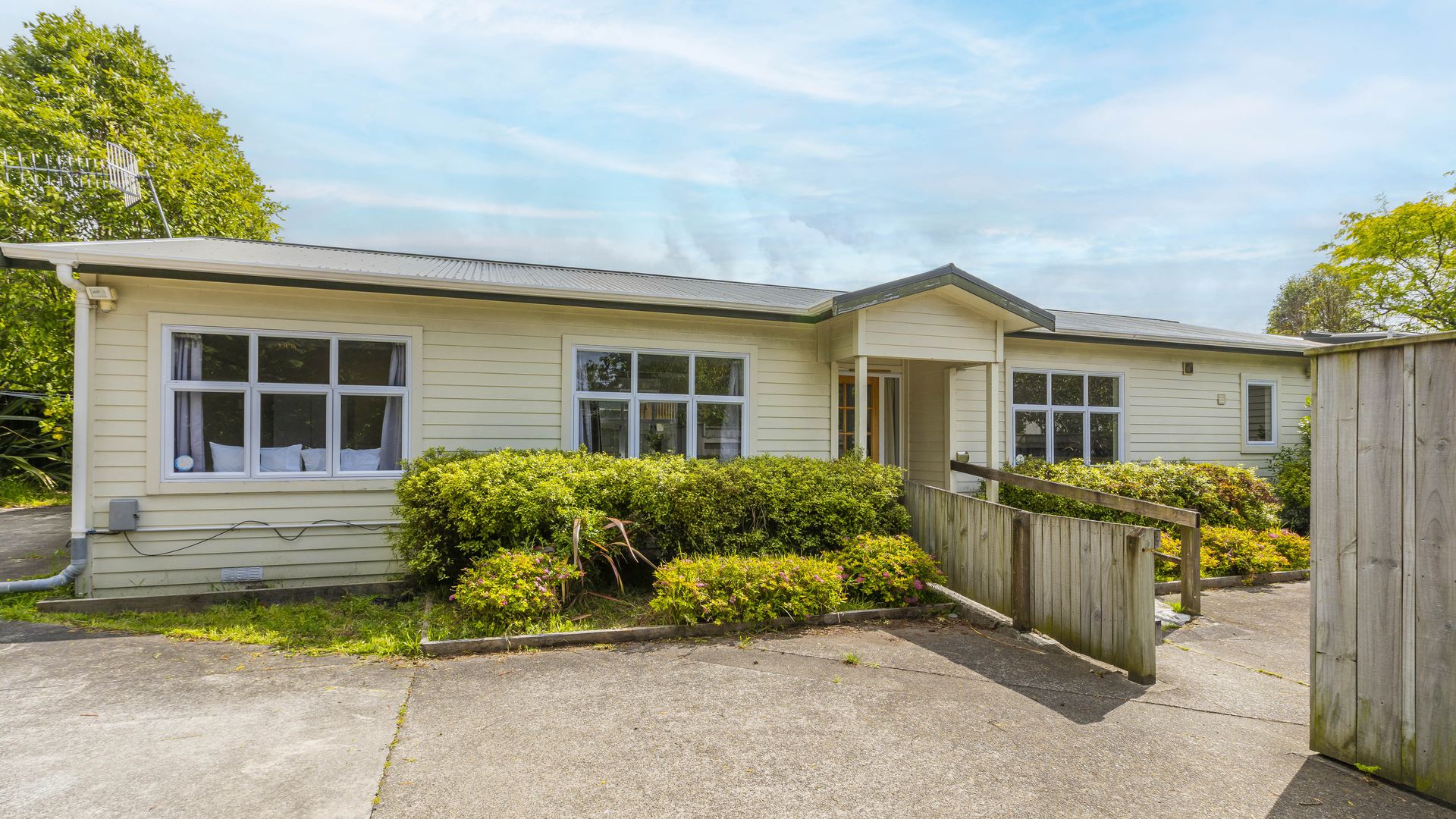Live, Earn & Make It Your Own - BEO $850,000
