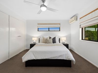 19 Tarwhine Street, Manly West