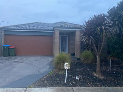 24 Blue Jay Crescent, Tarneit