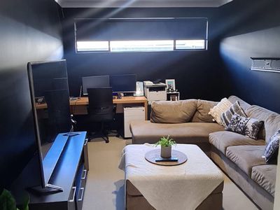 8 Basedow Chase, Banksia Grove