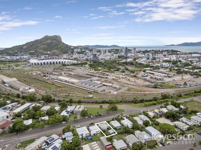 7 Perkins Street, South Townsville