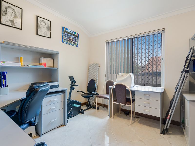 14 Strode Avenue, Hamilton Hill