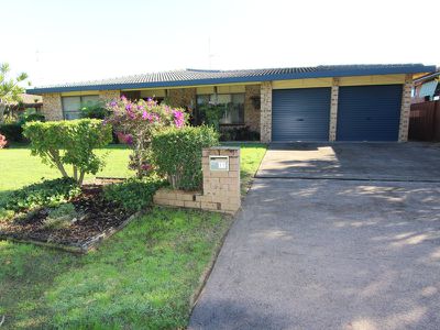 11 Friendship Key, Forster
