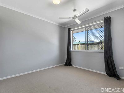 66 Ibis Boulevard, Eli Waters