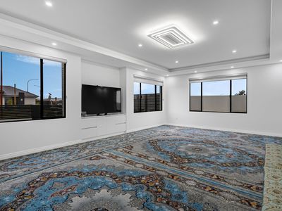 2 Norfolk Drive, Southern River