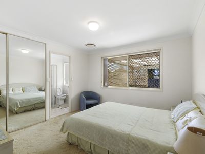 16 Glen Ayr Drive, Banora Point