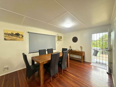 12 Brock Crescent, Dysart