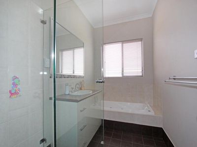 32 Tumbarri Way, Hannans