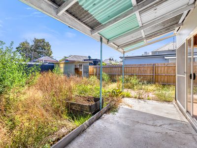 18 Fairlie Street, Yarraville