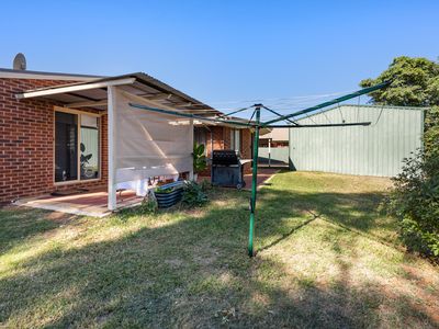 10 Siberia Close, Hannans