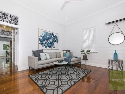 14 Echlin Street, West End