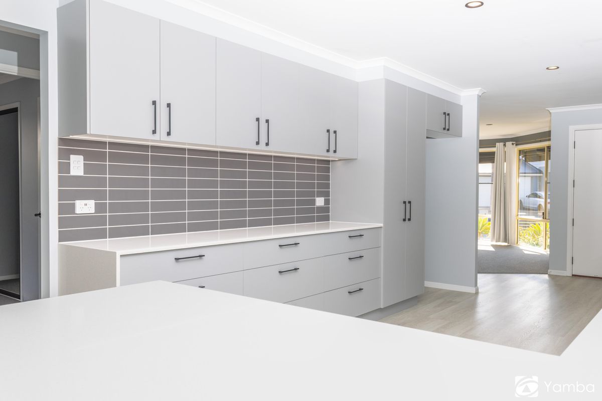 4 Edgewater Close, Yamba